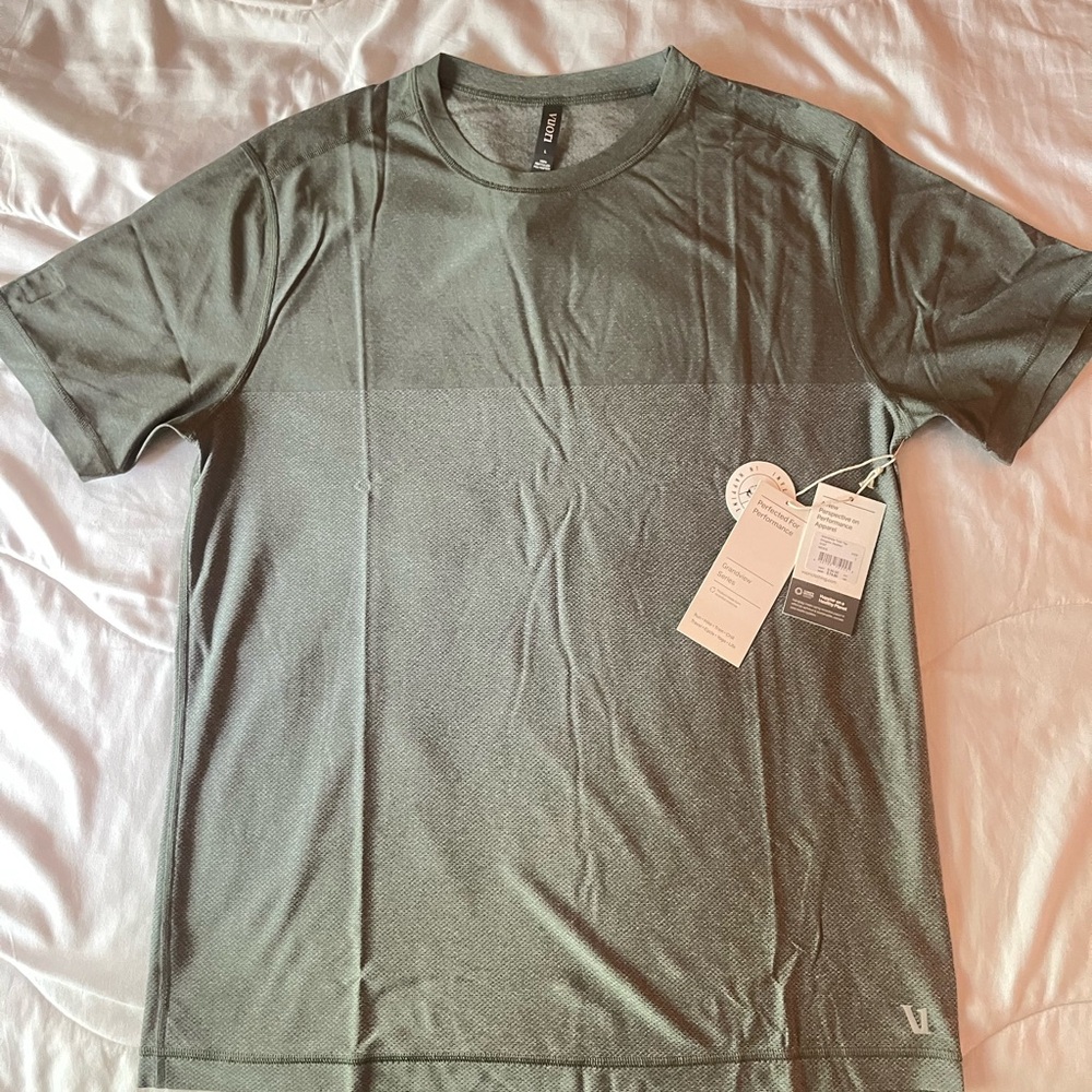 COPY - Men’s Vuori Grandtech Tee (Large)